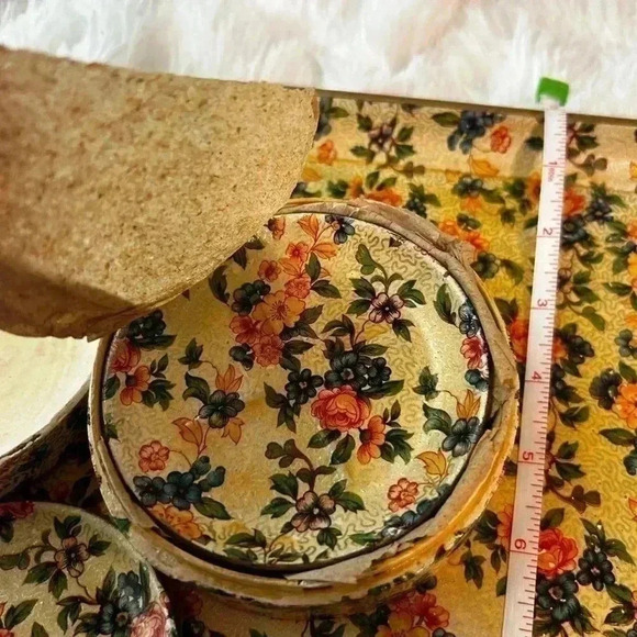 Vintage tray and coaster set. - Picture 8 of 14